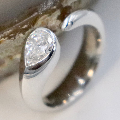 The Low-Profile Pear Shaped Diamond Ring